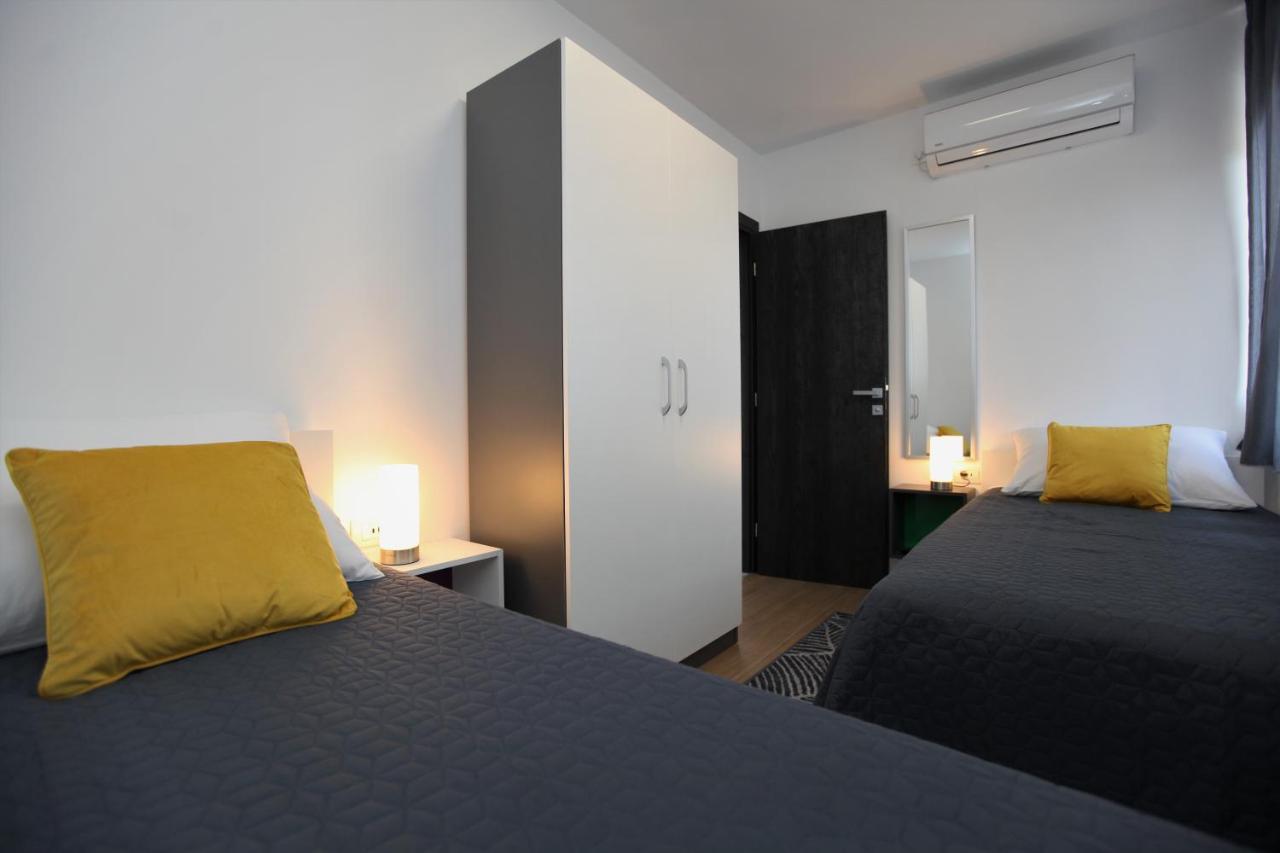 Apartmani Ive Trogir Bagian luar foto