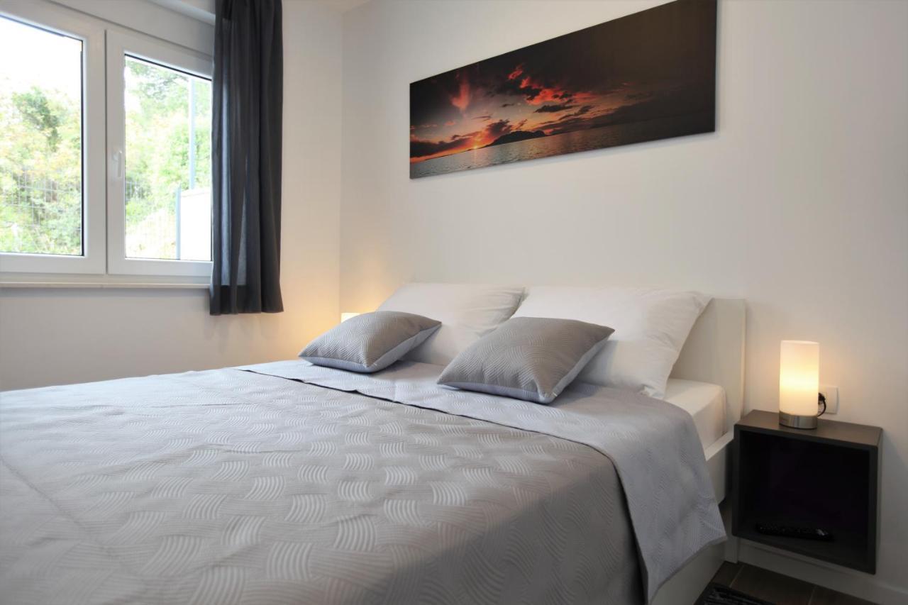 Apartmani Ive Trogir Bagian luar foto